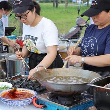 南县罗文村花海，自然之美与乡村振兴新篇章